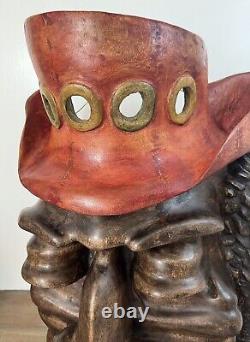 Homme barbu en bois sculpté à la main et signé, grande œuvre d'art mural steampunk nautique 19