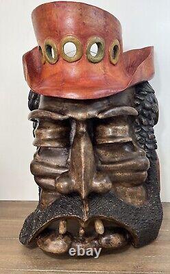 Homme barbu en bois sculpté à la main et signé, grande œuvre d'art mural steampunk nautique 19