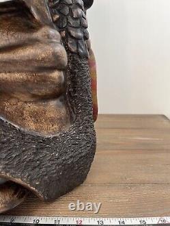 Homme barbu en bois sculpté à la main et signé, grande œuvre d'art mural steampunk nautique 19