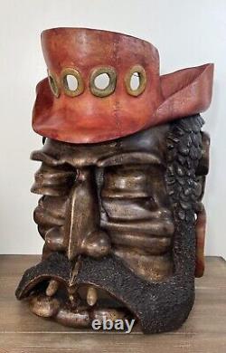 Homme barbu en bois sculpté à la main et signé, grande œuvre d'art mural steampunk nautique 19