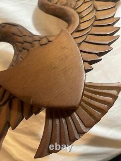 L'ancien Eagle Patriotique En Bois Sculpté Signé Joe Wye Art Folklorique Style Bellamy