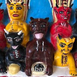 La dernière Cène des diables Vtg Diablos Art populaire mexicain Démon Satan Diablitos Bois sculpté à la main