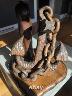 Lampe de table nautique en bois sculpté d'art populaire vintage énorme, ancre de capitaine MCM marin