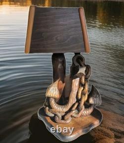 Lampe de table nautique en bois sculpté d'art populaire vintage énorme, ancre de capitaine MCM marin