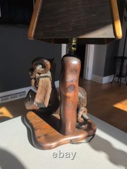 Lampe de table nautique en bois sculpté d'art populaire vintage énorme, ancre de capitaine MCM marin