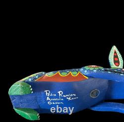 Lapin Grand Alebrije Oaxaquénen Sculpture en Bois de Copal Multicolore Art de Pedro Ramirez
