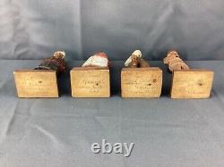 Lot de 4 voitures en bois sculptées et peintes à la main de l'art populaire québécois de Gerald Pat Hannah des années 1930