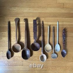 Lot de cuillères/cuillères en bois antiques et vintage - Art populaire primitif en bois sculpté naïf