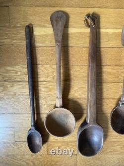 Lot de cuillères/cuillères en bois antiques et vintage - Art populaire primitif en bois sculpté naïf