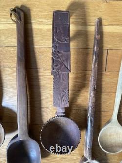 Lot de cuillères/cuillères en bois antiques et vintage - Art populaire primitif en bois sculpté naïf