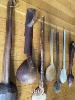 Lot de cuillères/cuillères en bois antiques et vintage - Art populaire primitif en bois sculpté naïf
