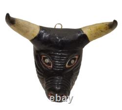 MASQUE DE TAUREAU EN BOIS SCULPTÉ À LA MAIN ET PEINT AVEC VRAIS CORNES