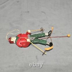 Marionnette de skieur sculptée à la main en art populaire, figure ornementale de ski de montagne