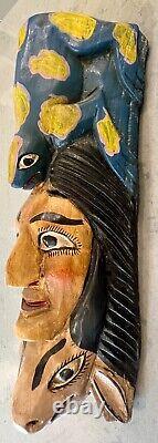 Masque de danse en bois sculpté d'homme avec deux animaux de l'art populaire mexicain Guerrero vintage 19