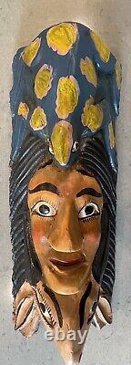 Masque de danse en bois sculpté d'homme avec deux animaux de l'art populaire mexicain Guerrero vintage 19