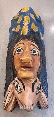 Masque de danse en bois sculpté d'homme avec deux animaux de l'art populaire mexicain Guerrero vintage 19