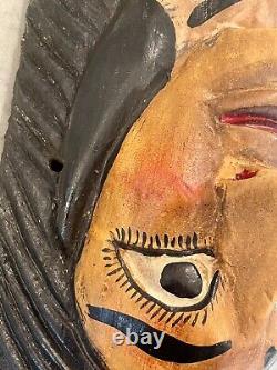 Masque de danse en bois sculpté d'homme avec deux animaux de l'art populaire mexicain Guerrero vintage 19