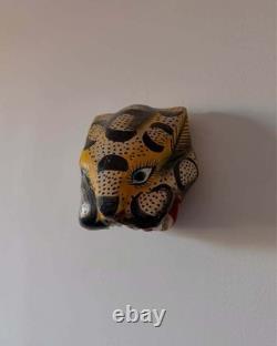 Masque de danse folklorique jaguar vintage sculpté à la main du Guerrero, Mexique