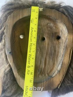 Masque en bois Tschaggatta suisse vintage, sculpté à la main, art populaire alpin du Lötschental