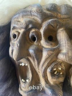 Masque en bois Tschaggatta suisse vintage, sculpté à la main, art populaire alpin du Lötschental