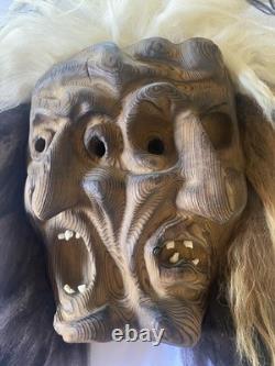 Masque en bois Tschaggatta suisse vintage, sculpté à la main, art populaire alpin du Lötschental
