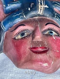 Masque en bois sculpté à la main, art populaire vintage d'Amérique latine, peint à la main, 10 x 9
