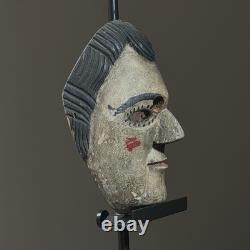 Masque guatémaltèque en bois sculpté à la main et polychrome d'art populaire antique