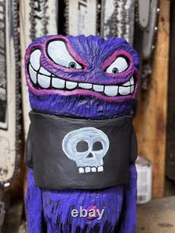 Méchant gars monstre sculptant à la tronçonneuse en bois de noyer noir Monstre de 16 pouces de haut UNIQUE