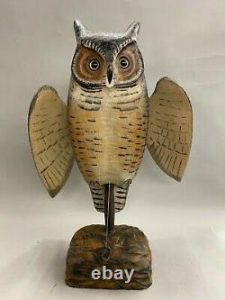 Mike Borrett Polychrome Folk Art Carved Wooden Great Horned Owl Leurre