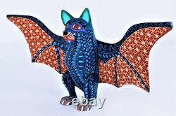 Oaxacan Wood Carving Lauro Ramirez Vampire Bat Oaxaca Mexican Folk Art Alebrije