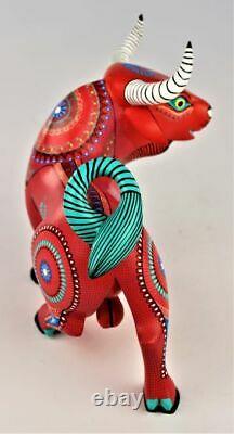 Oaxacan Wood Carving Rene Xuana Red Toro Bull Oaxaca Art Populaire Mexicain Alebrije