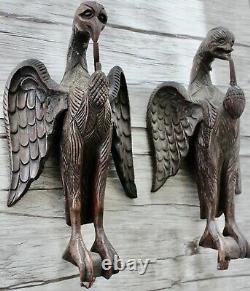 Paire Antique Gothique 18ème -19ème C Aigles Sculptés En Bois Style D'art Populaire Schimmel