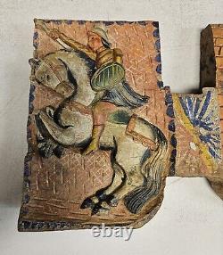 Panneau arrière en bois sicilien antique de chariot FOLK ART Sculpture de chevaux de chariot colorée