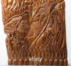 Panneau en bois sculpté d'art populaire haïtien vintage, Récolte, Initialé F. P