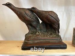Perdrix, statue d'oiseau en art populaire signée par l'artiste