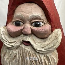 Père Noël sculpté à la main Lewis Brown Jr 1989 Décor de Noël en art populaire signé