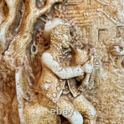 Plaque en cire sculptée à la main du 19e siècle, garçon jouant d'un instrument, relief d'art populaire