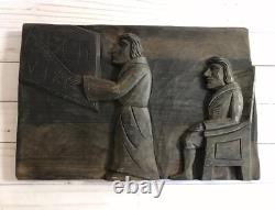 Plaque en relief en bois sculpté d'art populaire ancien, enseignant et étudiant, primitif