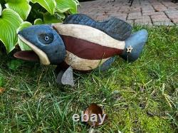Poisson en bois peint folklorique patriote vintage par Robert Allen Francis