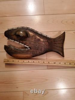 Poisson en bois vintage sculpté à la main Picasso, poisson-écureuil 12, art populaire signé