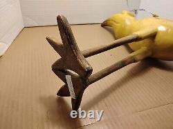 RARE Art Populaire Oiseau Marin Sculpté à la Main en Bois Jaune Vert Gooney Bird 15 Pouces de Haut
