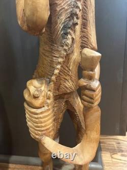 RARE Sculpture en Bois Sculptée d'un Ouvrier Haïtien Œuvre Maîtresse d'Art Populaire