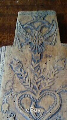 Russe Antique Art Populaire Sculpté Bois Plaque Ou Mold W Eagles Deers Coeurs
