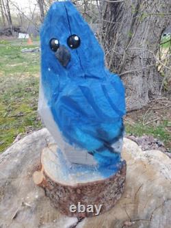 STATUE EN BOIS DE JAYBLEU ENCHAINÉE À LA SCIE À CHAINES, FAITE MAIN, 14 POUCES DE HAUT STATUE EN BOIS DE JAYBLEU ENCHAINÉE À LA SCIE À CHAINES, FAITE MAIN, 14 POUCES DE HAUT