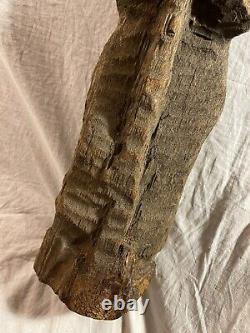 Sculpture abstraite en bois sculpté d'art populaire vintage original