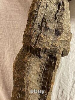 Sculpture abstraite en bois sculpté d'art populaire vintage original