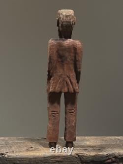 Sculpture d'art populaire en bois sculpté à la main d'un homme barbu antique