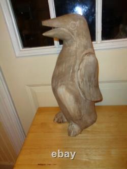 Sculpture d'art populaire primitive rare, buste de pingouin en bois sculpté à la main, décoration lourde
