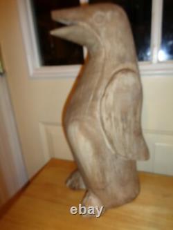 Sculpture d'art populaire primitive rare, buste de pingouin en bois sculpté à la main, décoration lourde