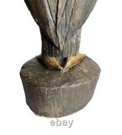Sculpture d'oiseau en bois sculpté et peint de 3 pieds d'art populaire américain primitif antique